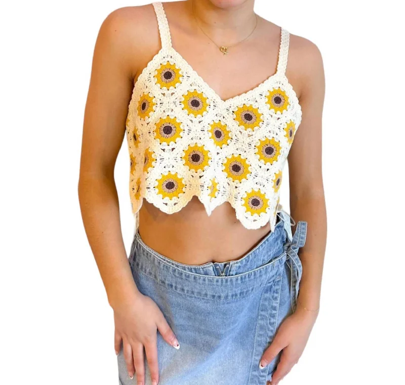 Coachella Calling Top In Yellow/white