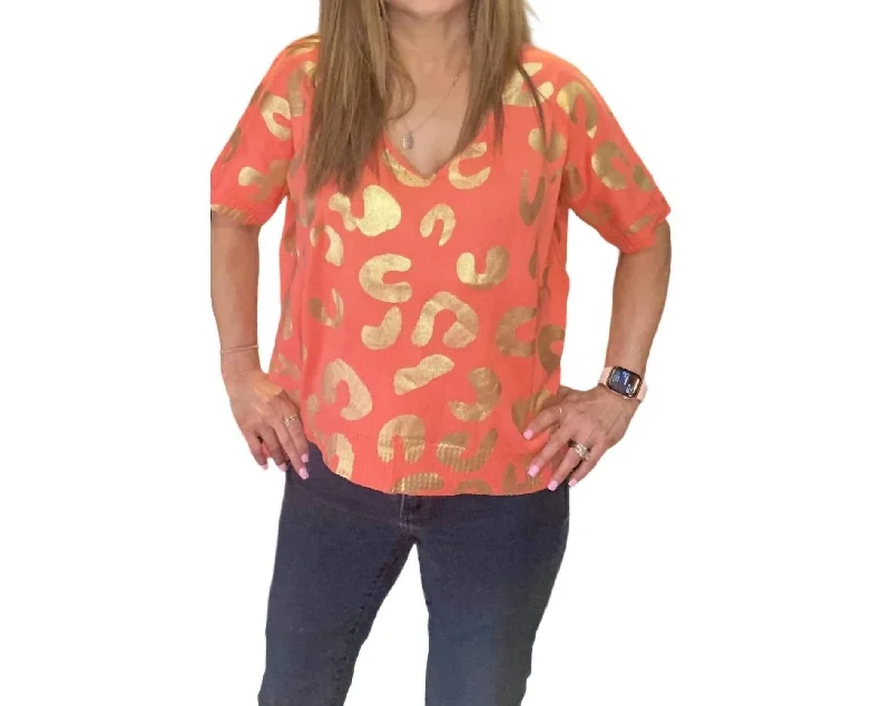 Leopard Printed Knitted Top In Coral/gold