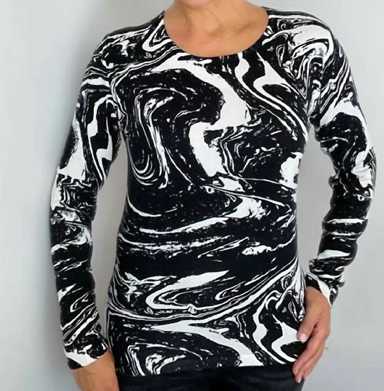 Light Weight Knit Long Sleeve Top In Black/white