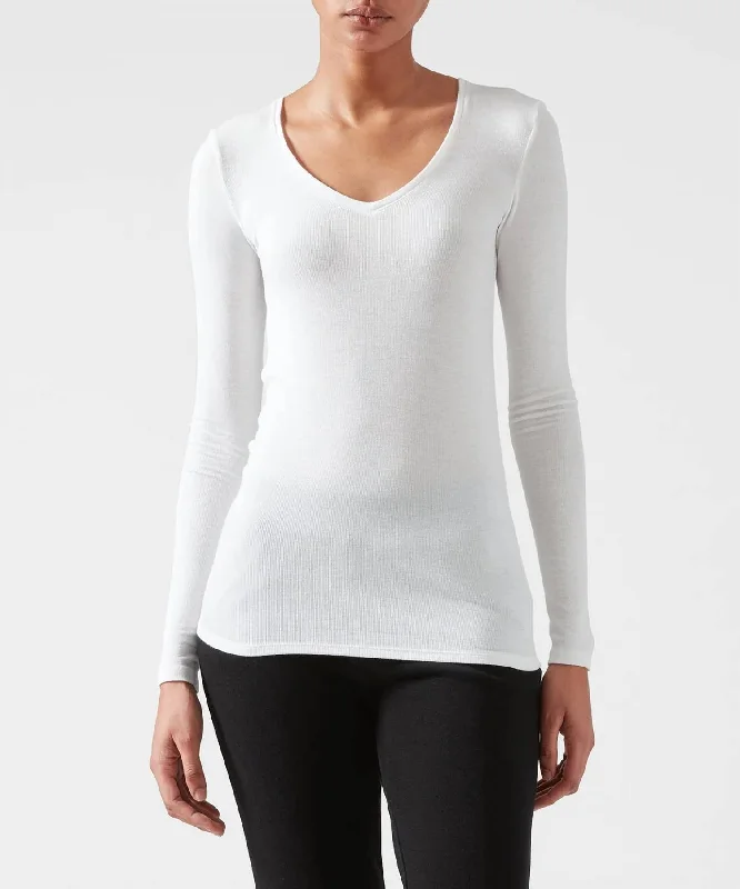 Micro Modal Rib V-Neck Tee Top In White Wht