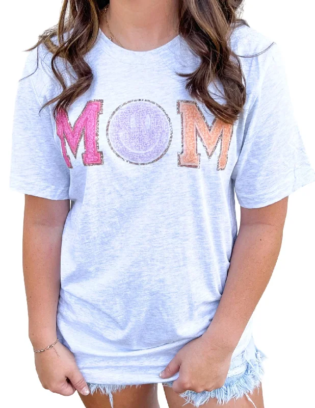 Mom Graphic Tee In Ash