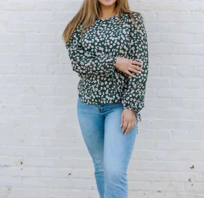 Sawyer Top In Sage Floral