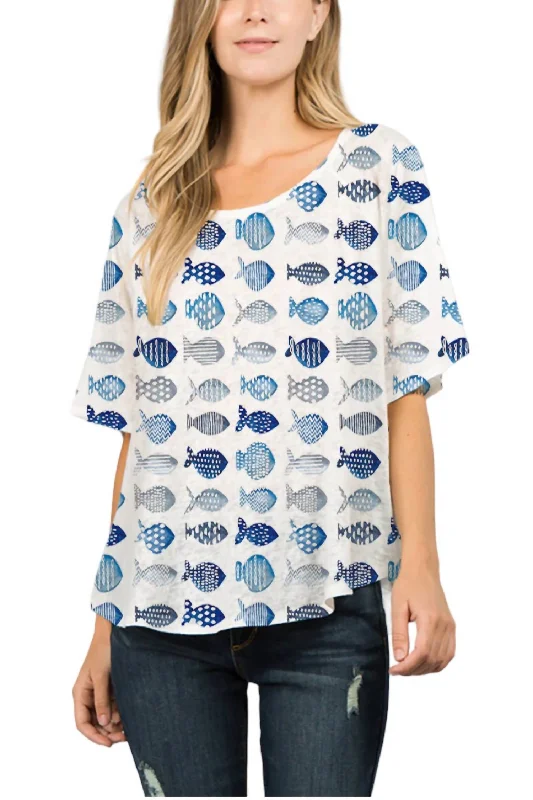 Scoop Neck Wide Half Sleeve Round Hemline Top In Blue Multi