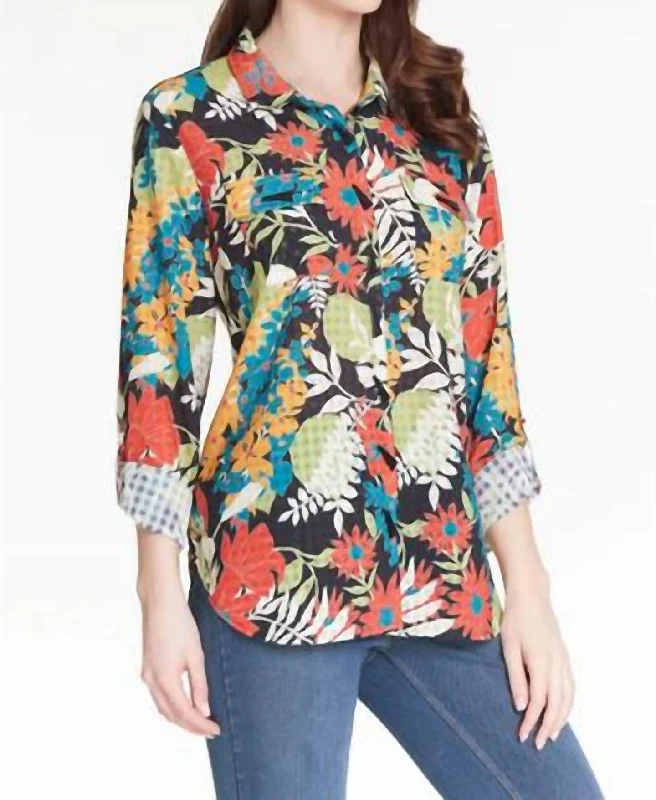 Take The Lead Top In Floral Print